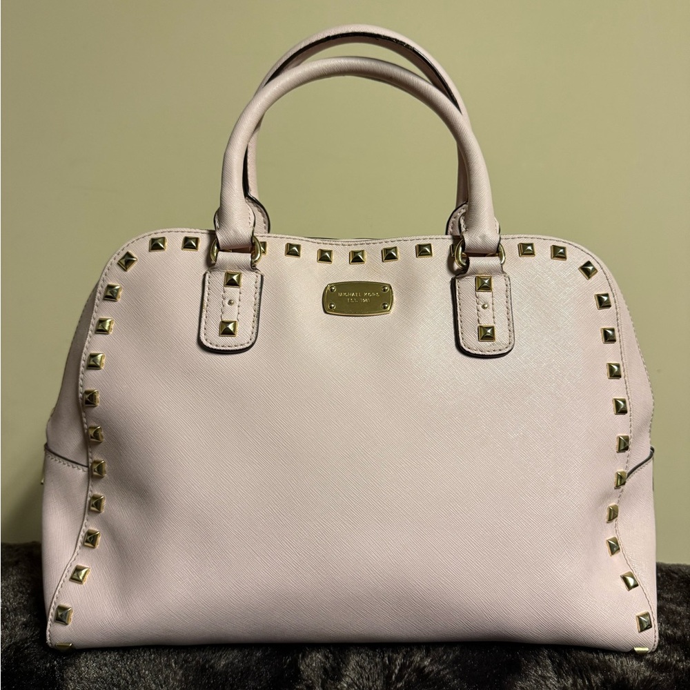 💜 Michael Kors Sandrine Handbag
💜💜💜